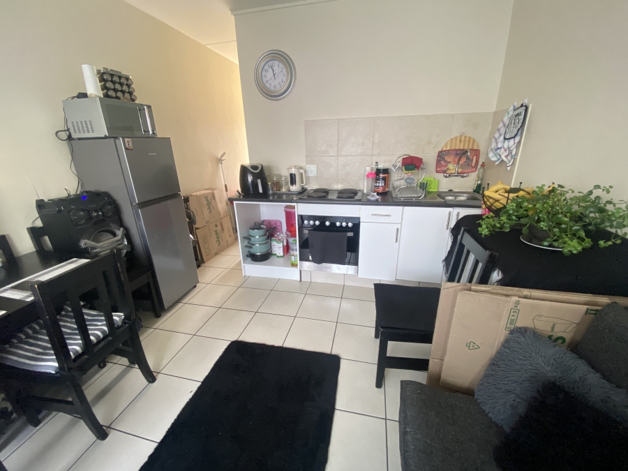 To Let 1 Bedroom Property for Rent in Vasco Estate Western Cape